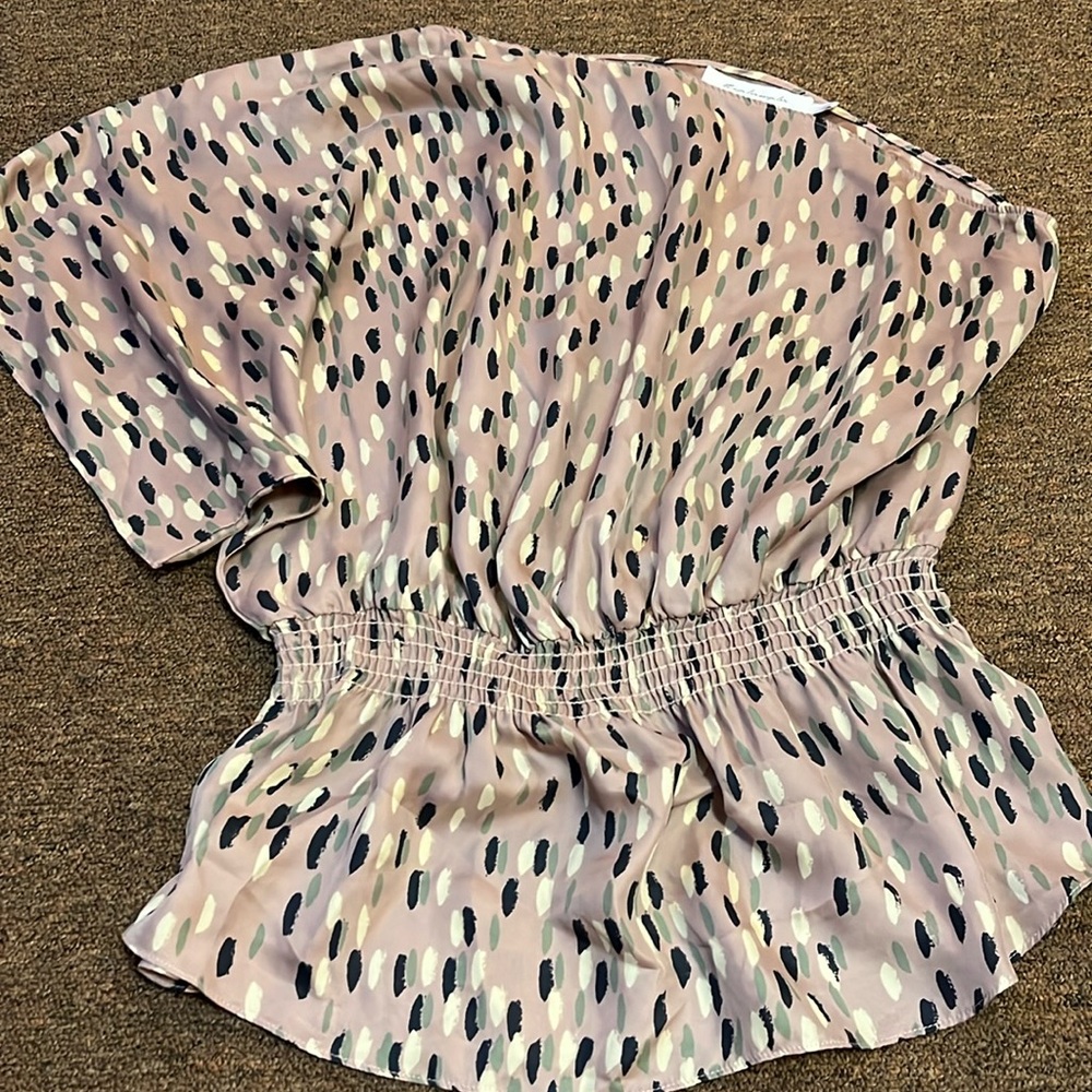 one shoulder top!